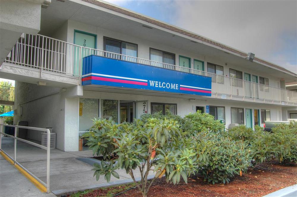 Motel 6-Springfield, Or - Eugene North Екстериор снимка