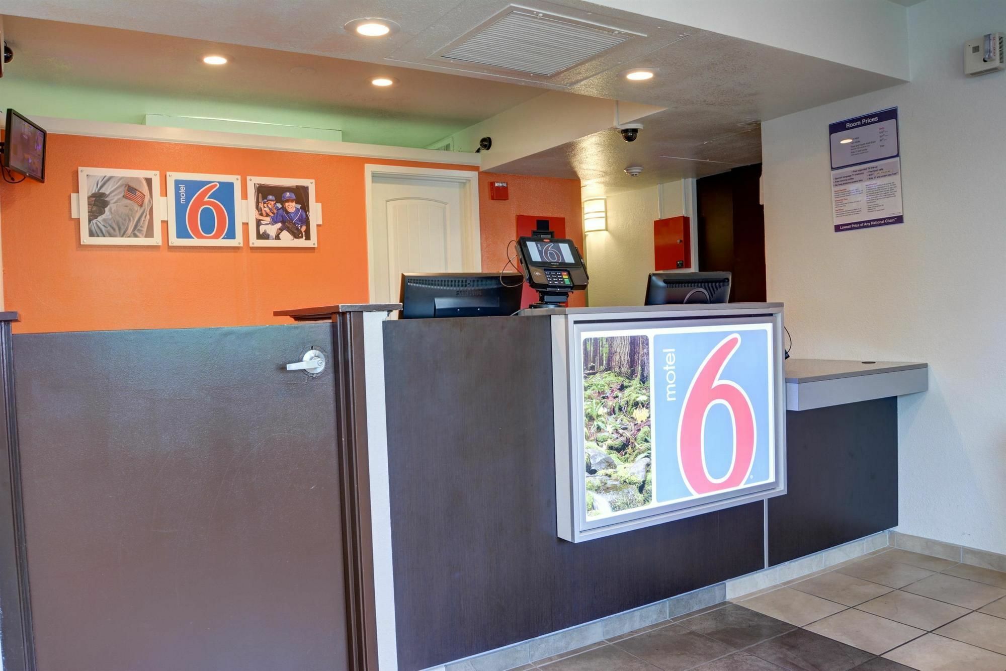 Motel 6-Springfield, Or - Eugene North Екстериор снимка